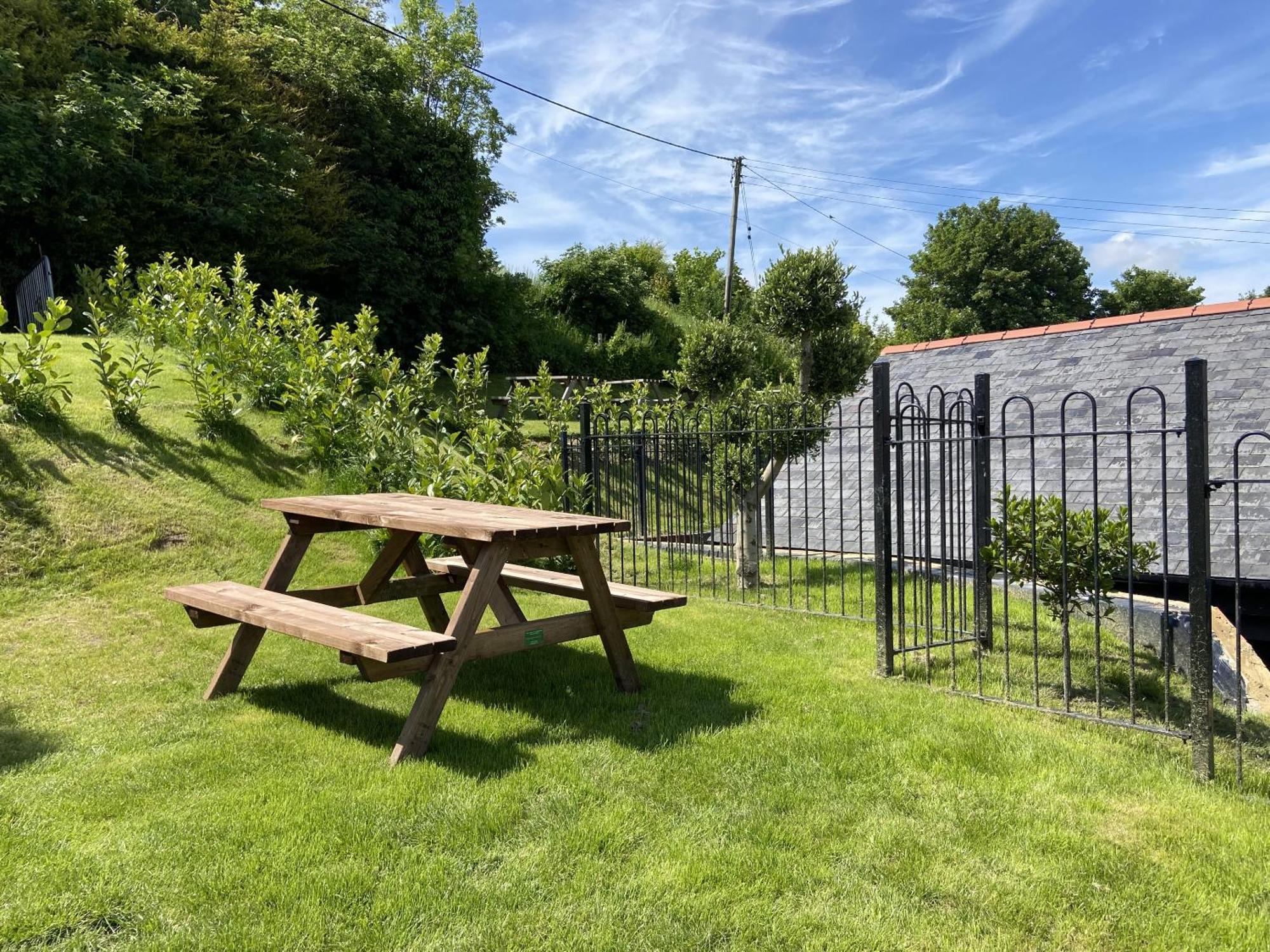 The Lydden Bell Bed & Breakfast Exterior foto